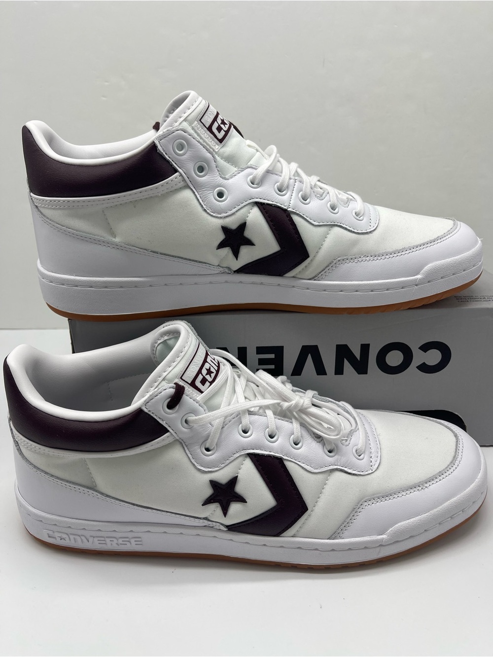 Converse Men’s A09239C FASTBREAK PRO MID WHITE/BLOODSTONE/WHITE Sneakers